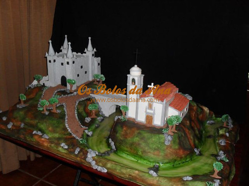 Bolo de Casamento 3D - Igreja e Castelo