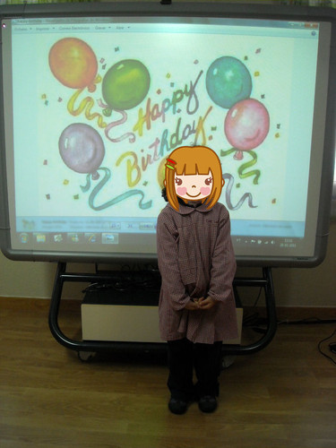 Today is the birthday of our princess R.! We sang the birthday song, 