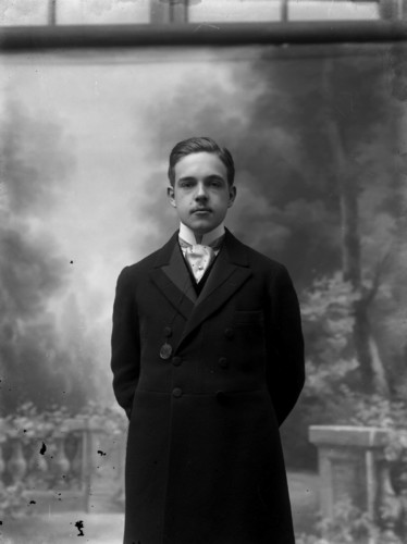 d manuel 2.jpg d manuel 2.jpg