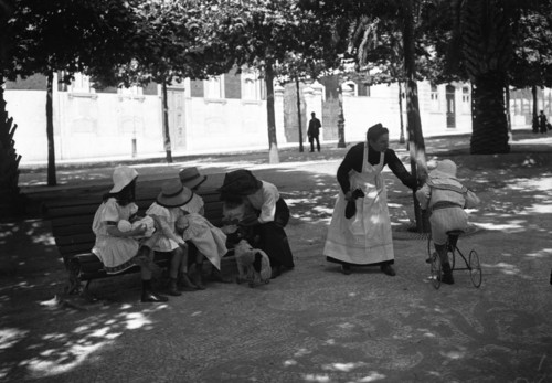 0001_M ama crianca e senhora fina 3.jpg