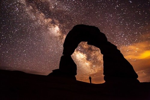 delicate-arch-896885__340.jpg