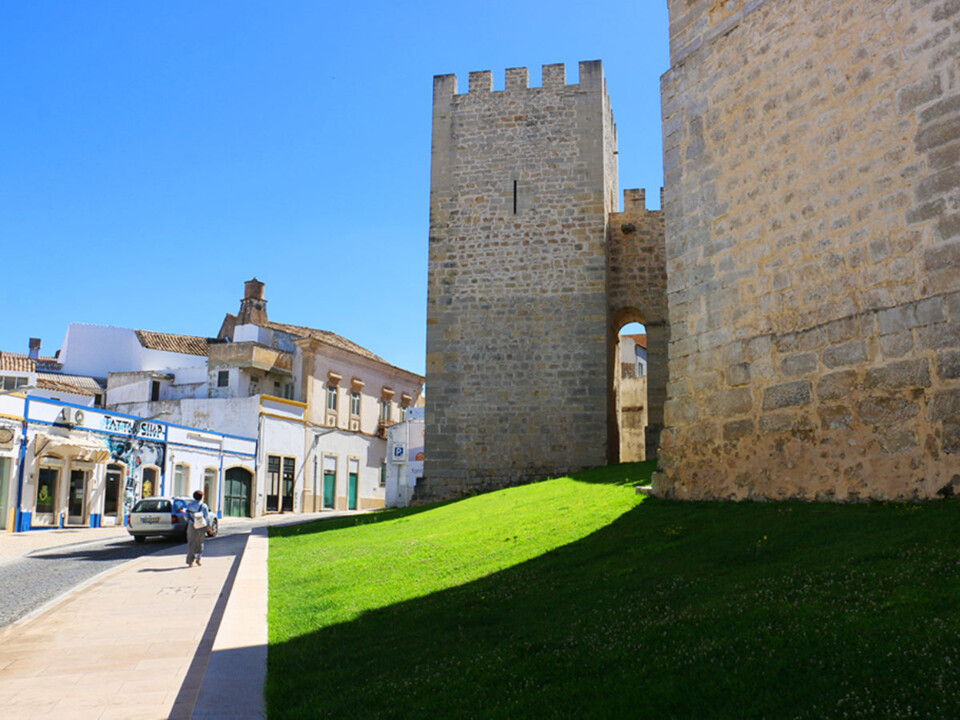 Castelo-Loulé-anamadeira3-1200x900.jpg