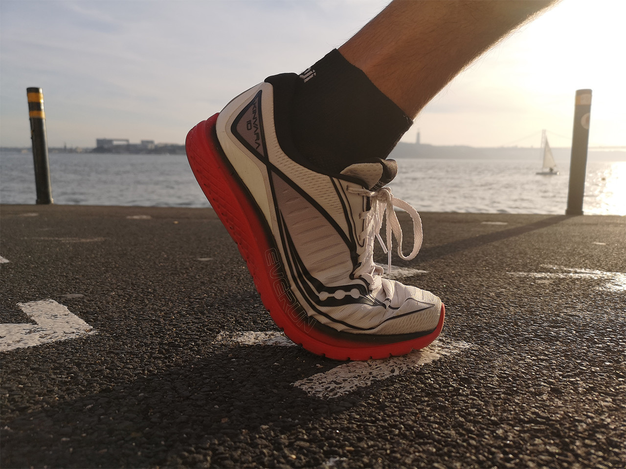 lateral_saucony_Kinvara_10_correr_na_cidade.jpg lateral_saucony_Kinvara_10_correr_na_cidade.jpg
