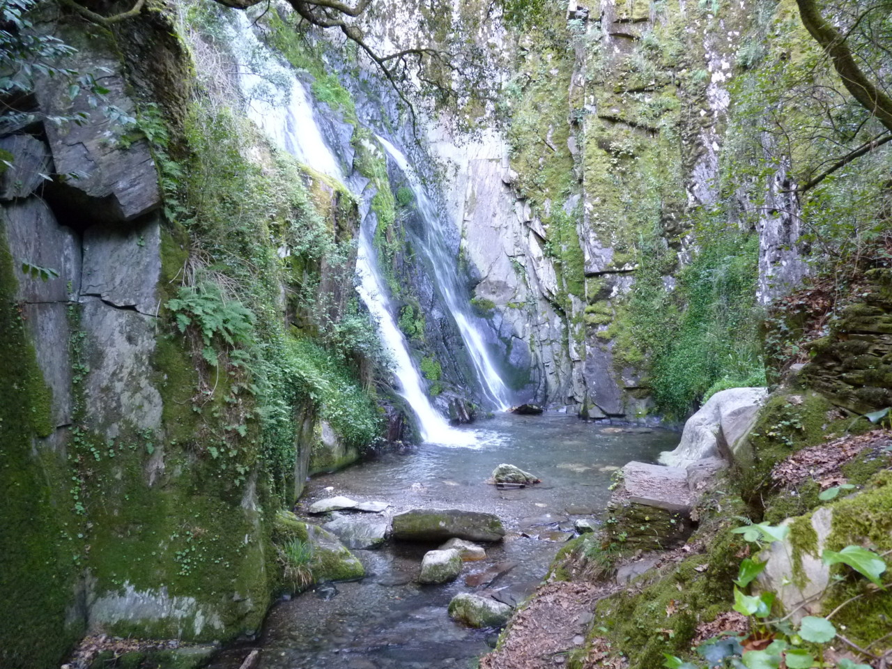 Fraga da Pena.JPG Fraga da Pena.JPG