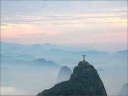 Amanhecer no Rio - C&eacute;u do Rio amanhece nublado ne