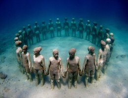 underwater sculpture.jpg