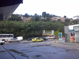 Forma&ccedil;&atilde;o de mais uma favela fabrica de bandidos 